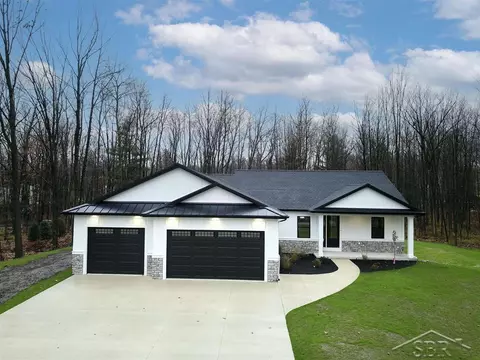 3603 E Douglas, Midland, MI 48642