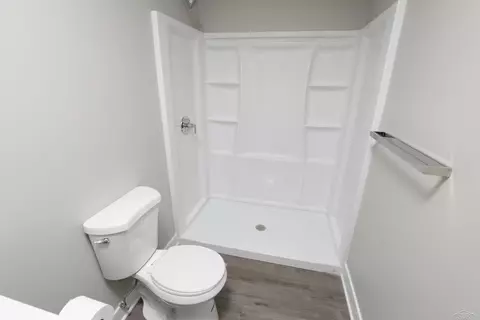Bath - 3603 E Douglas, Midland, MI 48642 photo 10 of 10