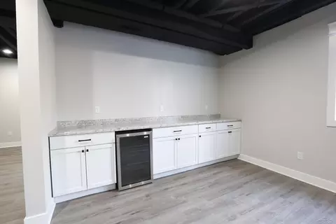 Kitchen - 3555 E Douglas, Midland, MI 48642 photo 4 of 4