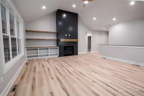 Living - 3555 E Douglas, Midland, MI 48642 photo 1 of 3