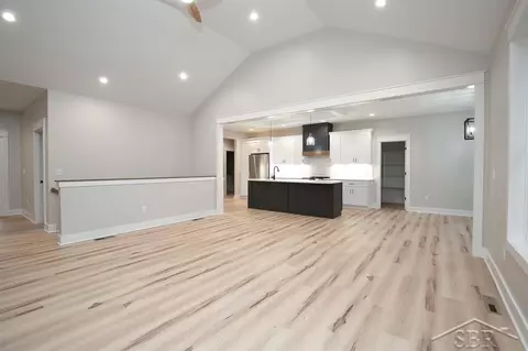 Kitchen - 3555 E Douglas, Midland, MI 48642 photo 3 of 4