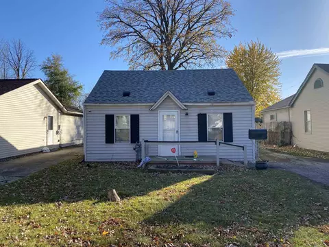 21562 E 8 Mile, Harper Woods, MI 48225