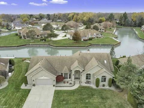 49865 Miller, New Baltimore, MI 48047