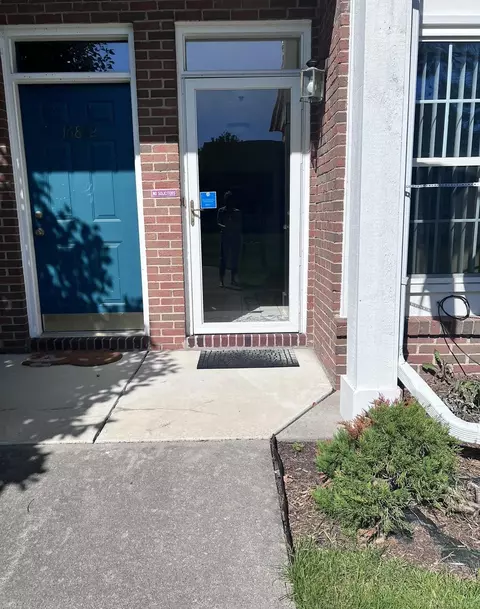 16856 Glenmoor, Macomb, MI 48044