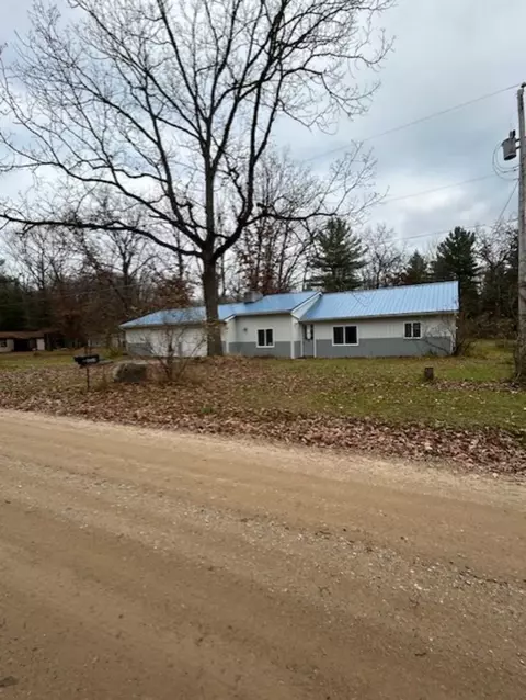 4864 Goodar, South Branch, MI 48761