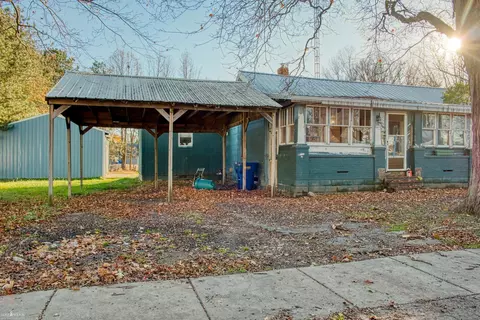 119 Pine, Corunna, MI 48817 photo 3