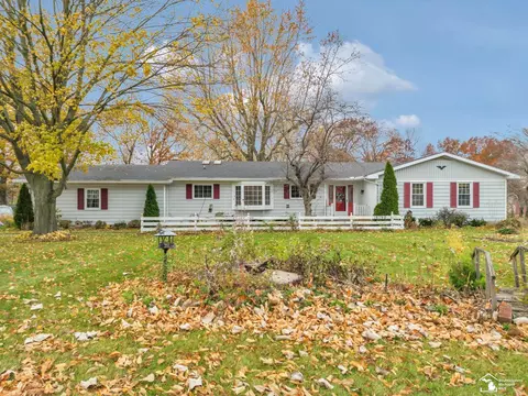 16190 Dixon, Petersburg, MI 49270