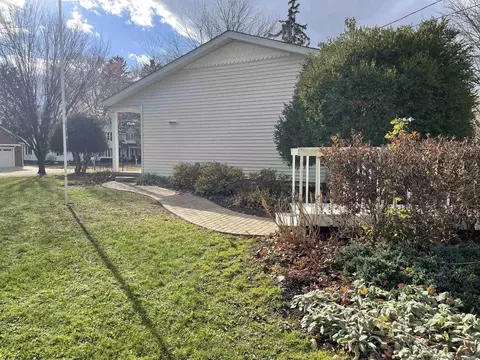 23191 Torrey, Armada, MI 48005 photo 6