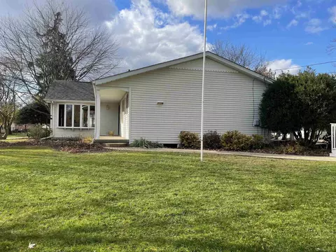 23191 Torrey, Armada, MI 48005 photo 5