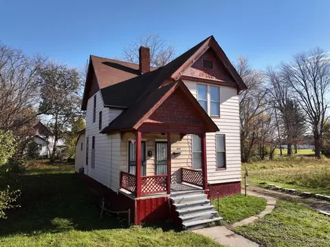 1814 E Genesee, Saginaw, MI 48601