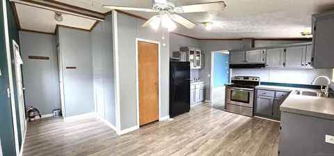 Kitchen - 4930 Hunt, Deckerville, MI 48427 photo 2 of 2