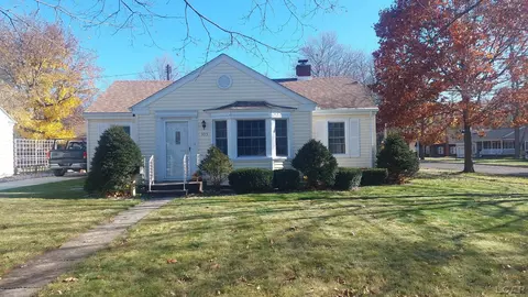 395 S Scott, Adrian, MI 49221