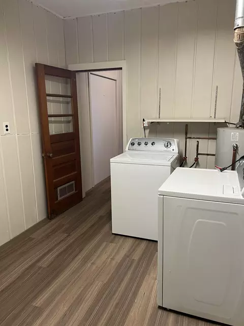 728 Coutant, Flushing, MI 48433 photo 16