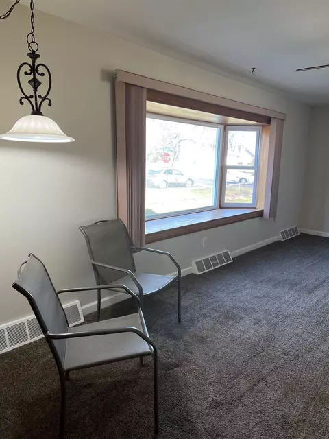 728 Coutant, Flushing, MI 48433 photo 5
