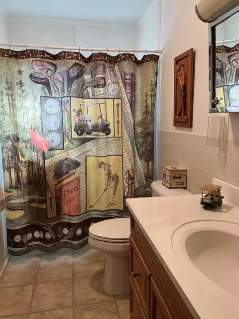 728 Coutant, Flushing, MI 48433 photo 13
