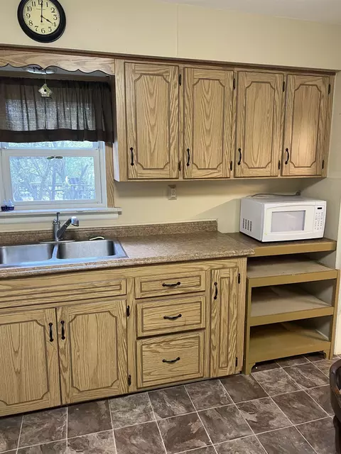 728 Coutant, Flushing, MI 48433 photo 15
