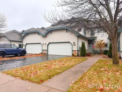 1265 Lakeshore Park #ASPEN PLACE, Marquette, MI 49855