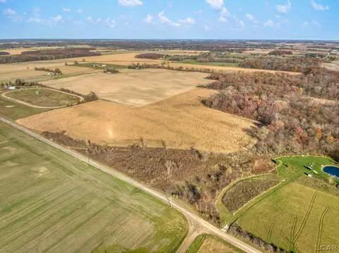 6000 Bailey, Adrian, MI 49221 photo 2