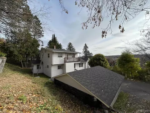 217 Wright, Hancock, MI 49930 photo 7