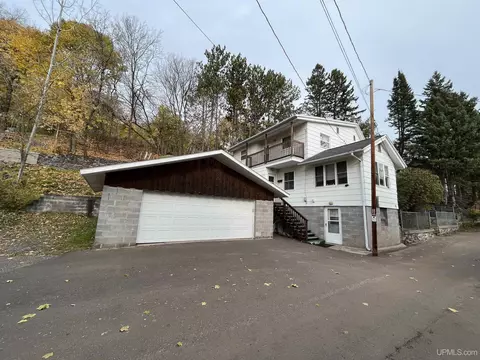 217 Wright, Hancock, MI 49930 photo 3