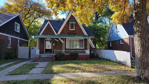 7435 Mettetal, Detroit, MI 48228
