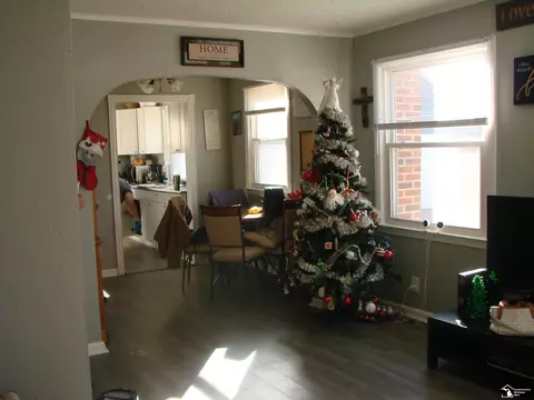 310 Bentley, Monroe, MI 48162 photo 5