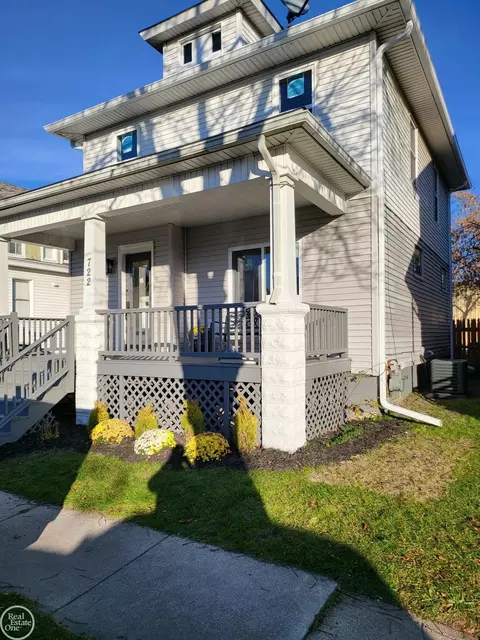 722 Superior, Port Huron, MI 48060