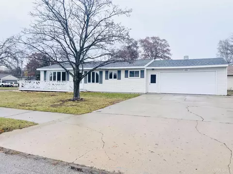 2201 S 23rd, Escanaba, MI 49829