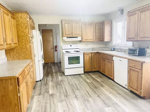2201 S 23rd, Escanaba, MI 49829 photo 5