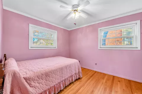 2079 Hampton Rd, Grosse Pointe Woods, MI 48236 photo 14