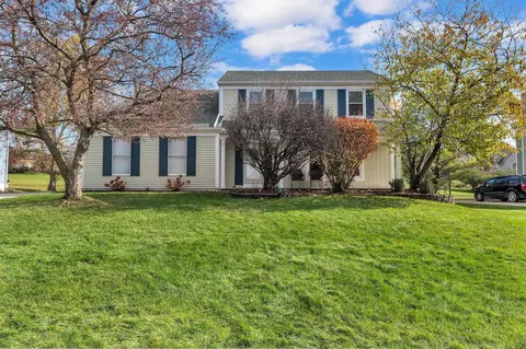 1636 Ridgecrest, Rochester Hills, MI 48306