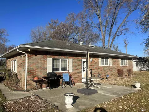 7252 Maplewood, Temperance, MI 48182 photo 4