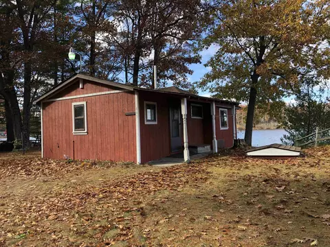 449 Malpass, Gladwin, MI 48624 photo 3