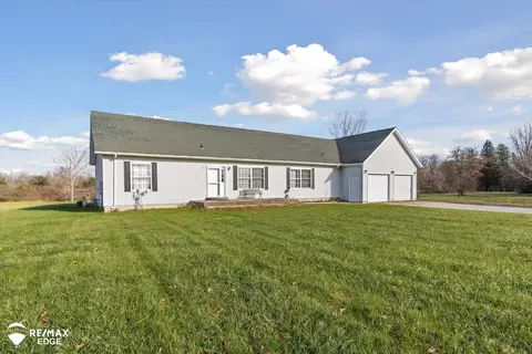 1225 E Hurd, Clio, MI 48420 photo 2