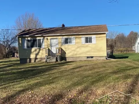 1469 E Moore, Saginaw, MI 48601