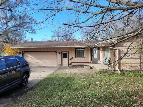 5347 E Carpenter, Flint, MI 48506