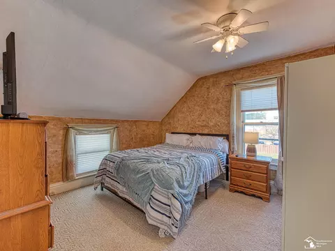 224 E Grv, Monroe, MI 48162 photo 19