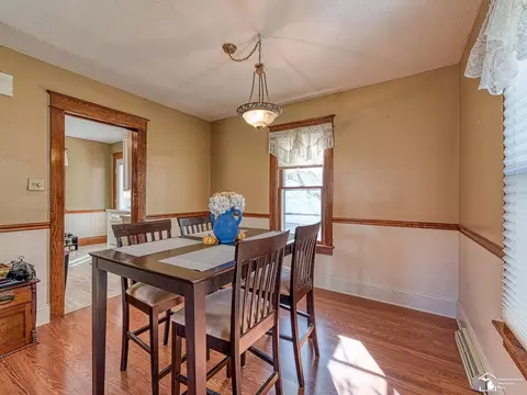 224 E Grv, Monroe, MI 48162 photo 6