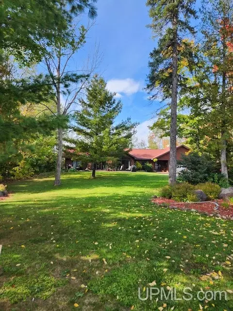19256 Copper Rdg, Houghton, MI 49931