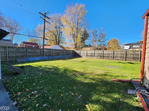 4957 Hillcrest, Grosse Pointe, MI 48236 photo 25