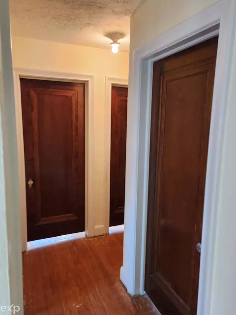4957 Hillcrest, Grosse Pointe, MI 48236 photo 21