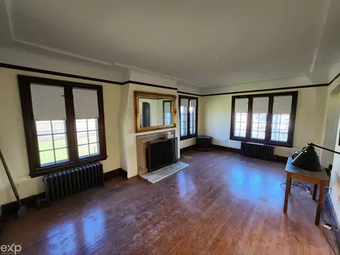 4957 Hillcrest, Grosse Pointe, MI 48236 photo 5
