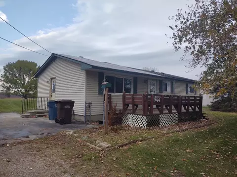 1944 River, Kawkawlin, MI 48631 photo 2