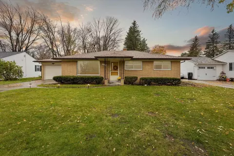 5429 Weiss, Saginaw, MI 48603