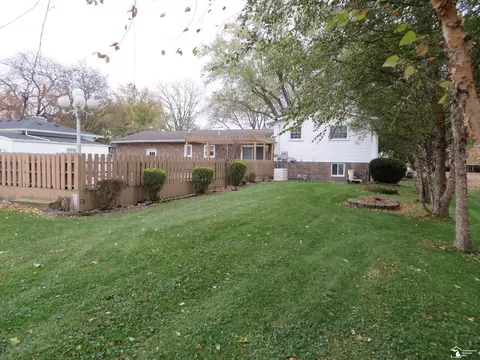 166 Calvin, Monroe, MI 48162 photo 31