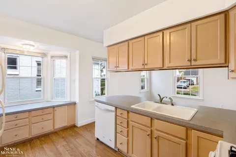 424 Madison St, Grosse Pointe Farms, MI 48236 photo 11