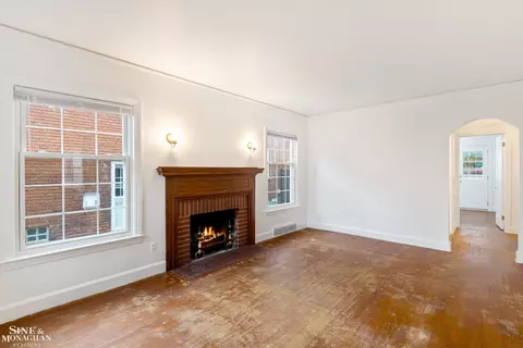 424 Madison St, Grosse Pointe Farms, MI 48236 photo 3