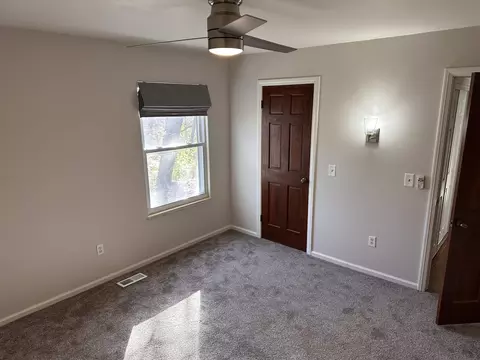 2097 Painted Post, Flushing, MI 48433 photo 13