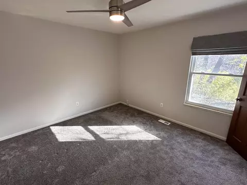 2097 Painted Post, Flushing, MI 48433 photo 12