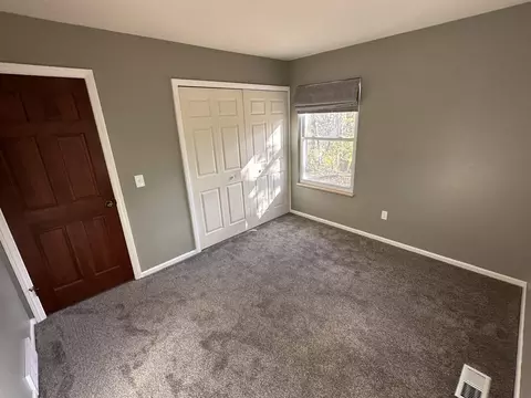 2097 Painted Post, Flushing, MI 48433 photo 21
